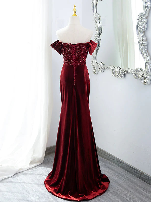 Vestido largo de fiesta de terciopelo estilo sirena color rojo vino